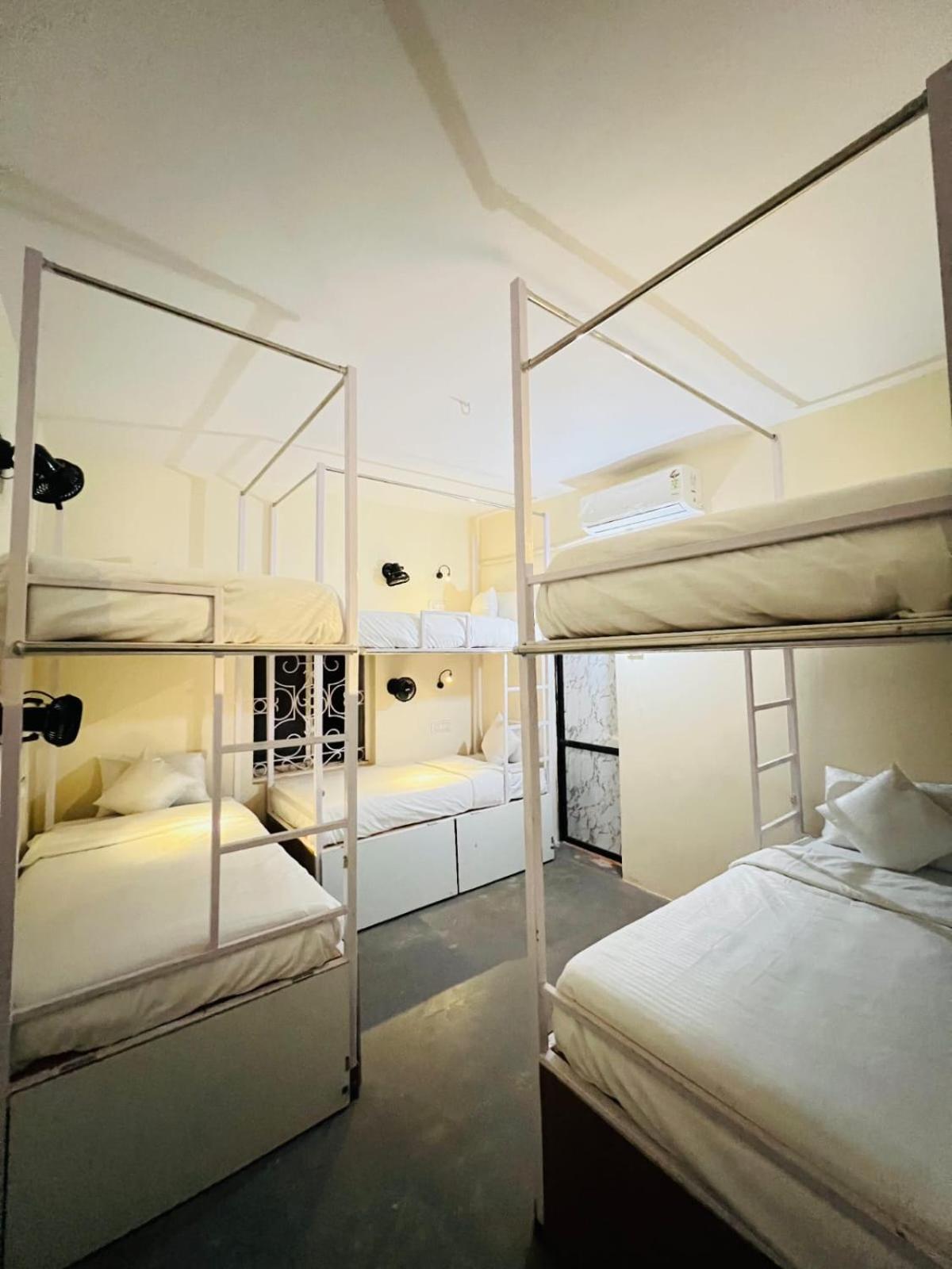 Hostel Hot - House Of Travellers, Vagator Zewnętrze zdjęcie