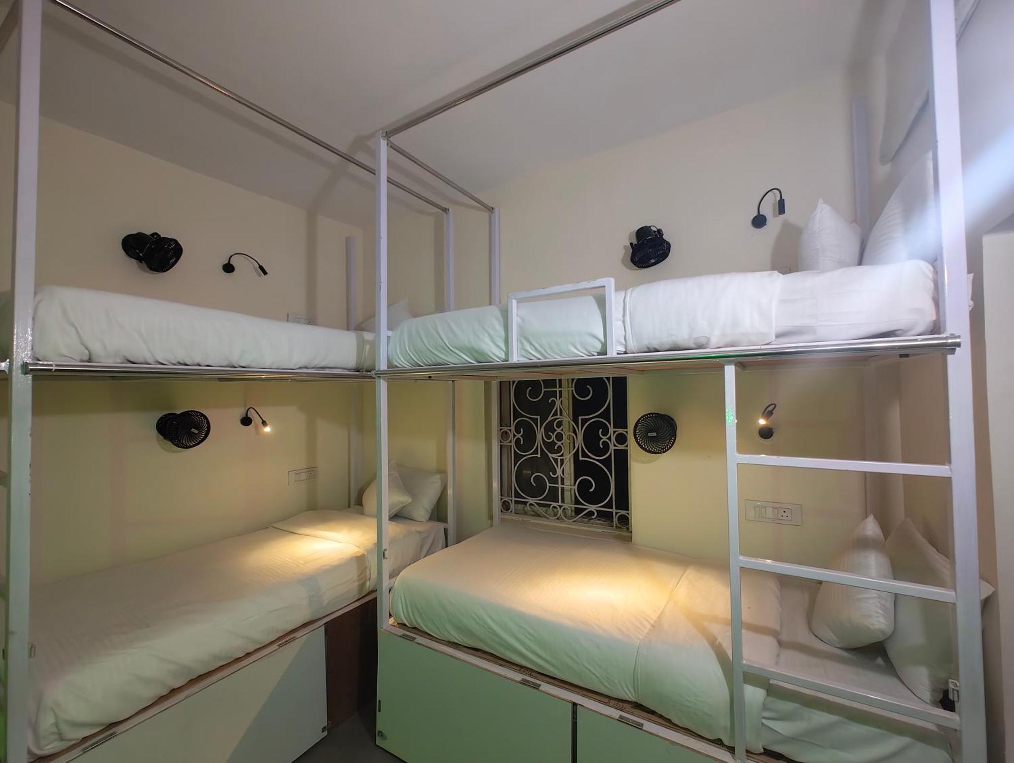 Hostel Hot - House Of Travellers, Vagator Zewnętrze zdjęcie